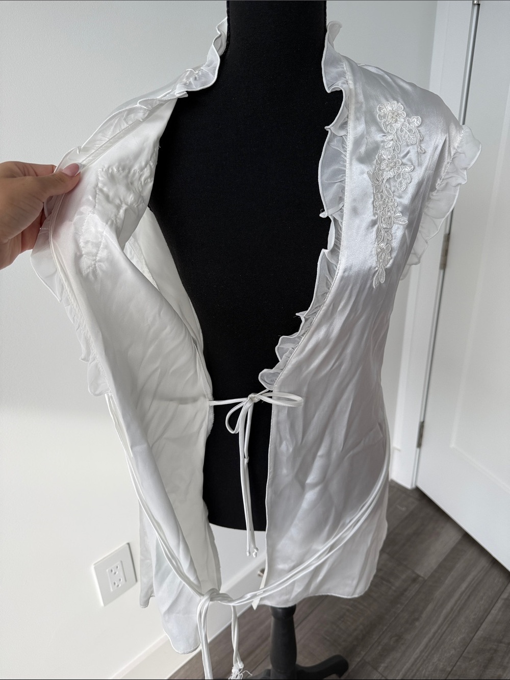Linea Donatella • Robe - Picture 4 of 13